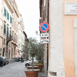 Domus Giulia 2* Róma